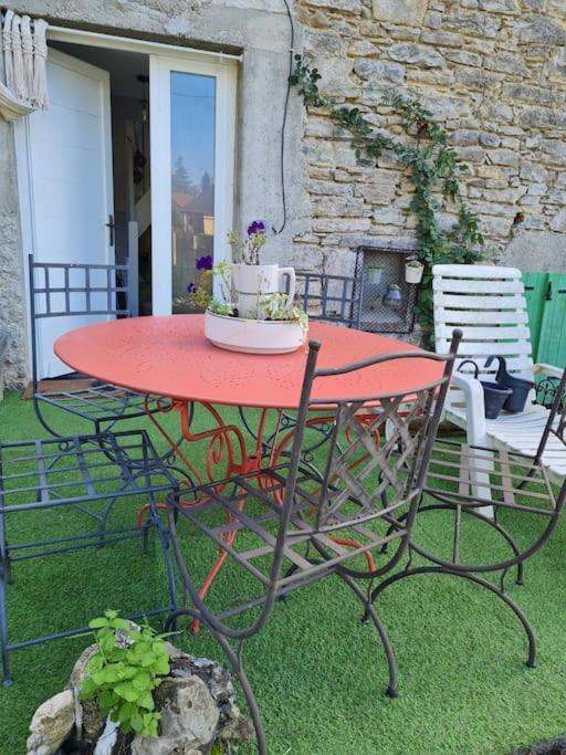 Appartement De La Laiterie Avec Petit Jardin. Eysus 외부 사진